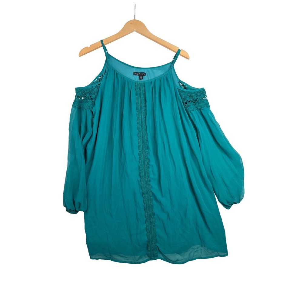 City Triangles‎ Cold Shoulder Blouse size Large Green